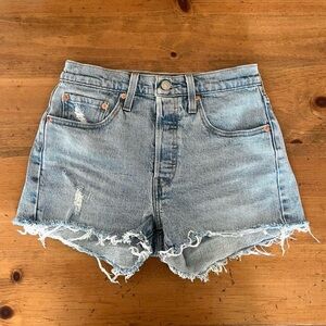 Levi’s 501 Shorts!!